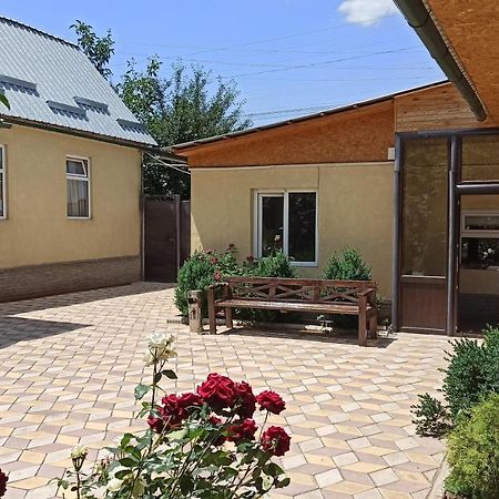 Evergreen Guesthouse Karakol Dış mekan fotoğraf
