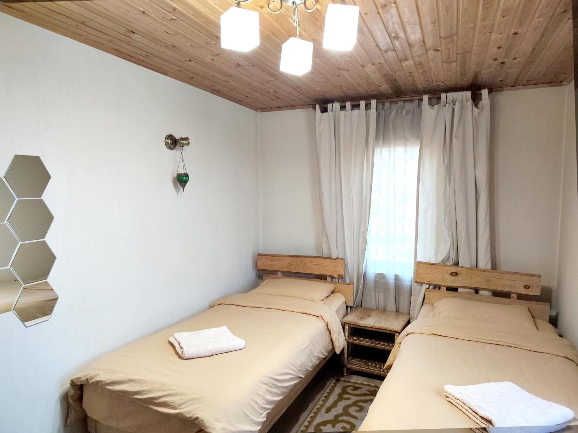 Evergreen Guesthouse Karakol Dış mekan fotoğraf