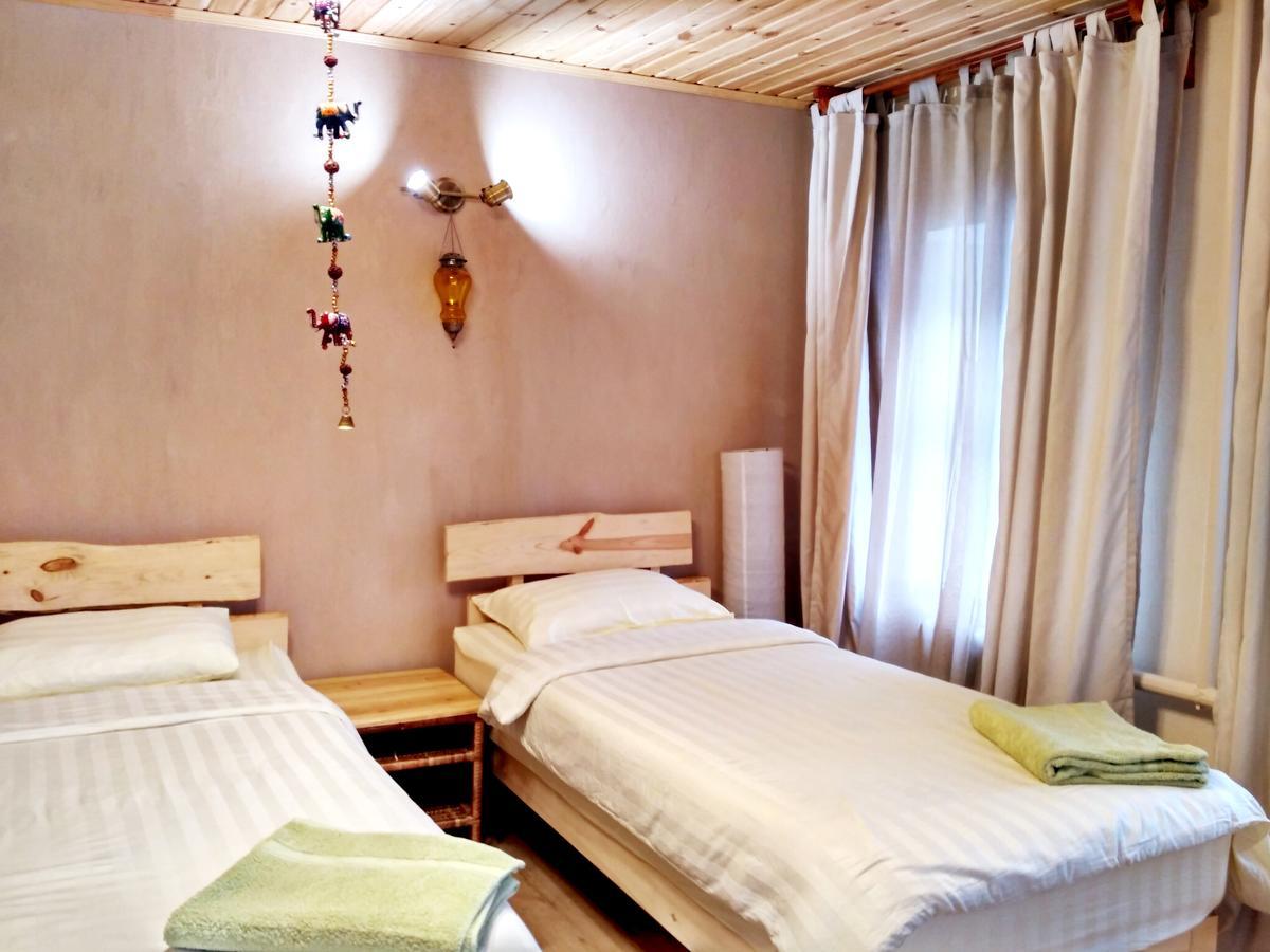 Evergreen Guesthouse Karakol Dış mekan fotoğraf
