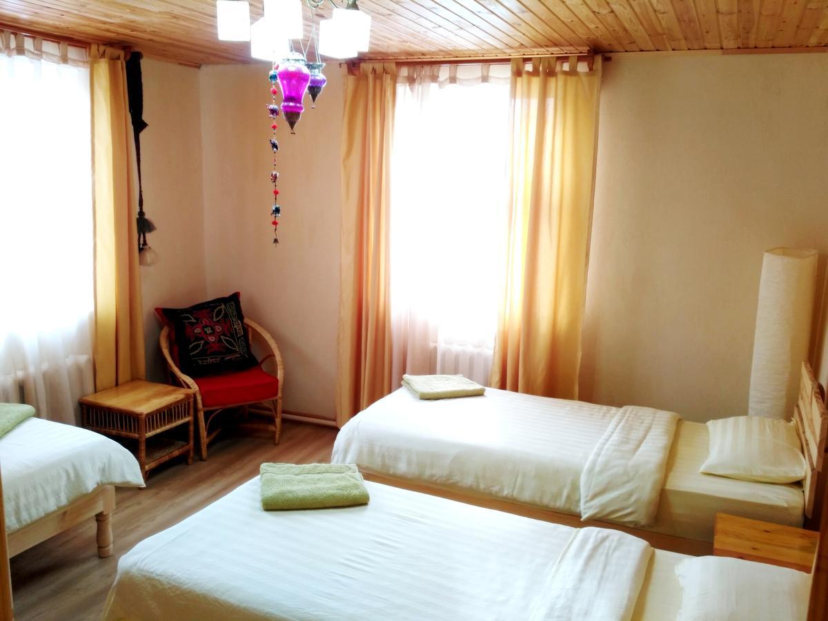 Evergreen Guesthouse Karakol Dış mekan fotoğraf
